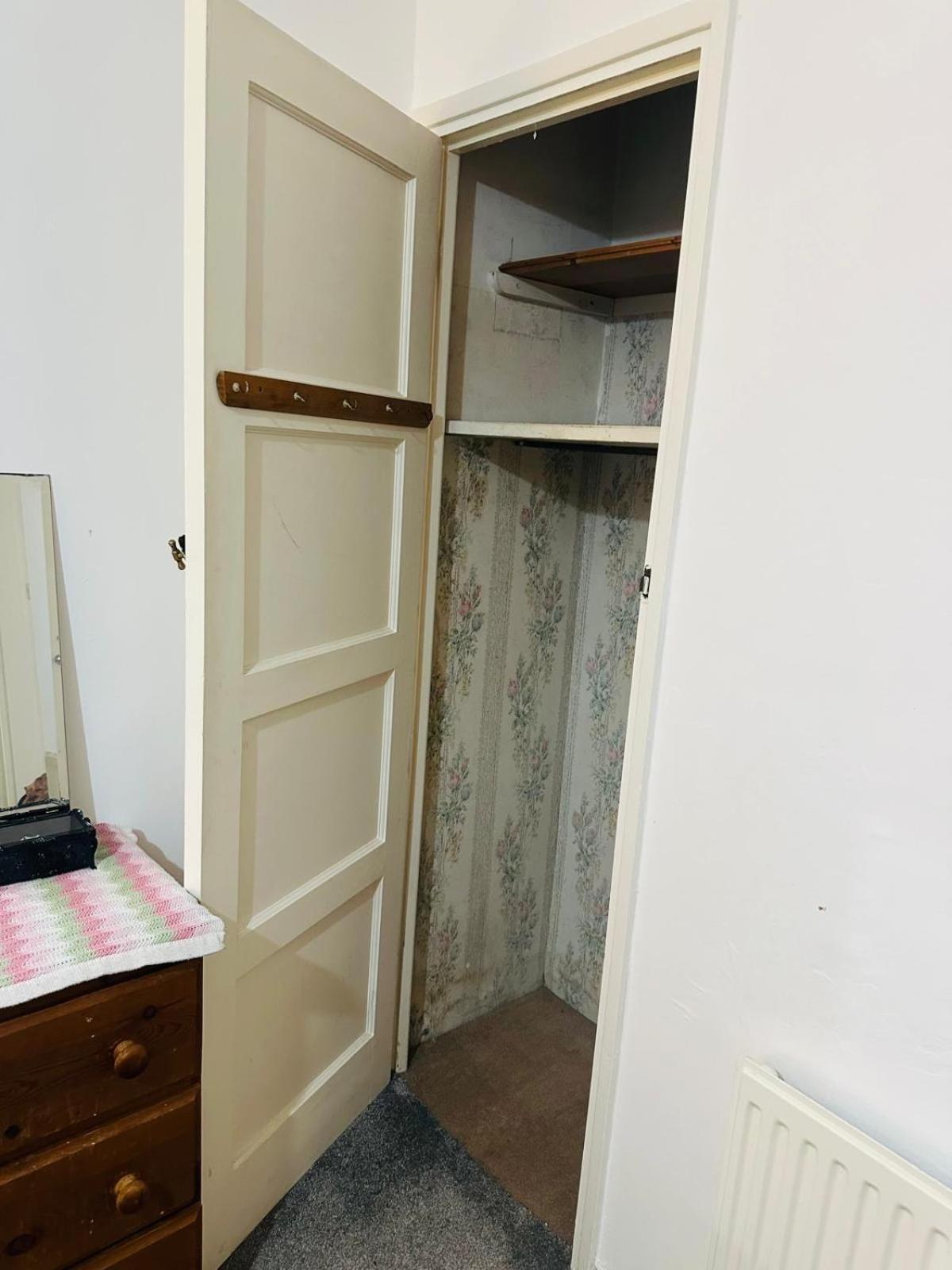 Double Bedroom In Fishpond