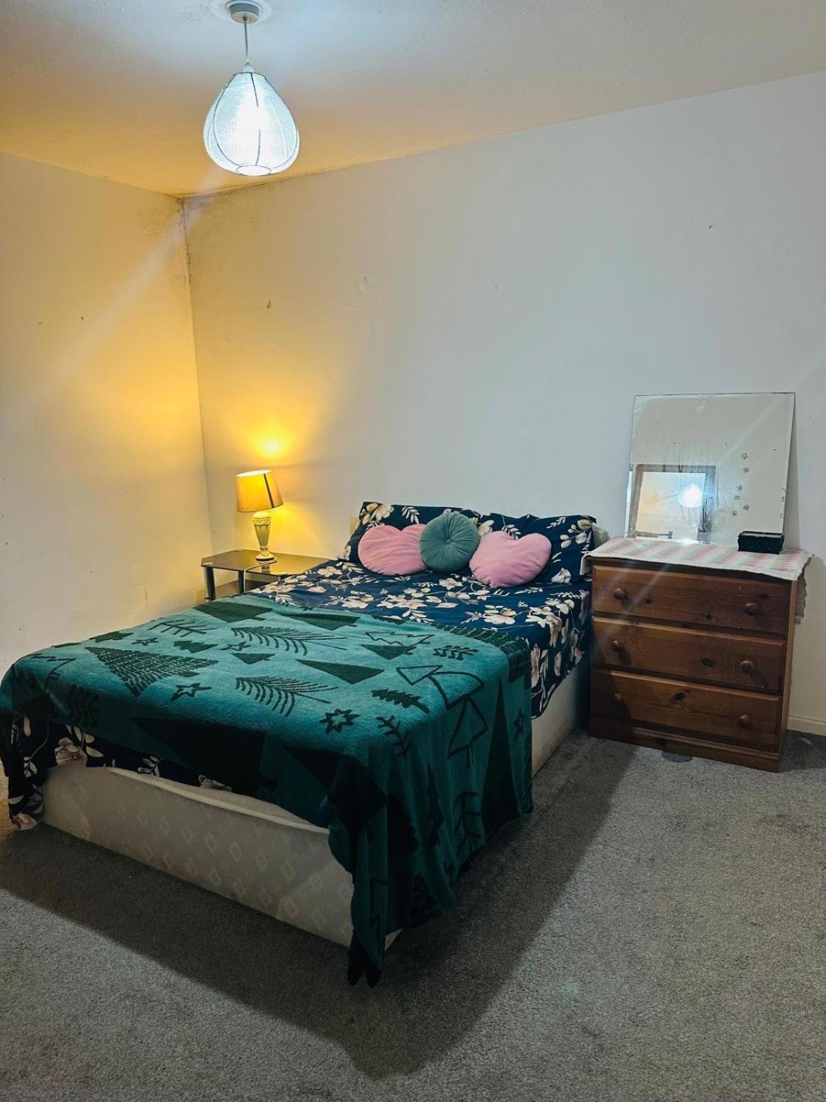 Double Bedroom In Fishpond Kwatera prywatna *